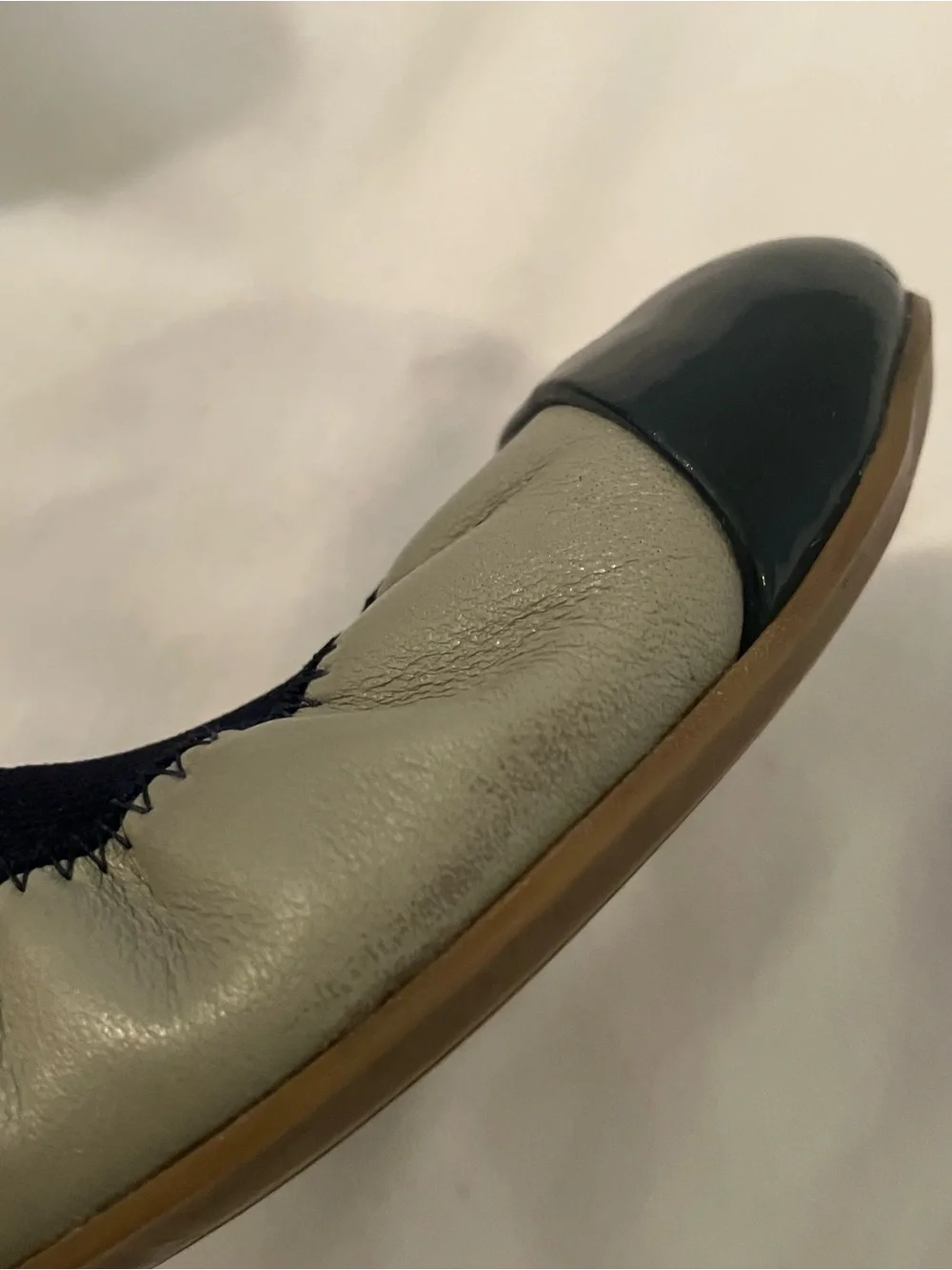 J.Crew Mila Gray Navy Cap Toe Leather Ballet Flats Sz.8 Italian Preppy Classic